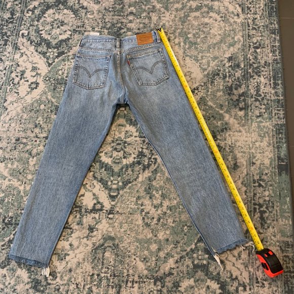 LEVIS WEDGIE FIT LIGHT BLUE DENIM SIZE 26 - Picture 10 of 14